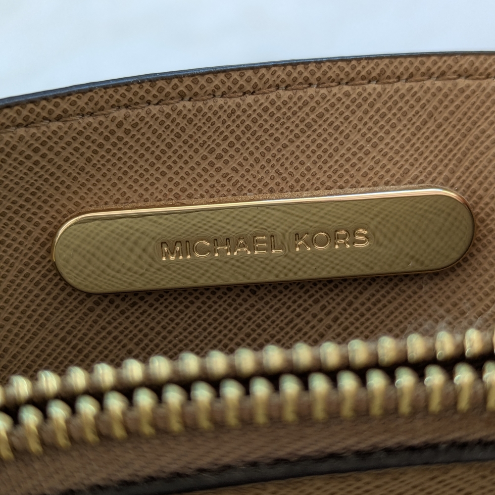 Michael Kors White and Tan Women's Bag - Picture 10 of 10